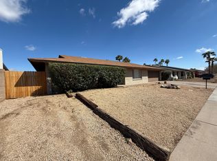 302 E Helena Dr, Phoenix, AZ 85022
