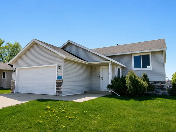 2328 Hampton Rhodes Ct NW, Rochester, MN 55901