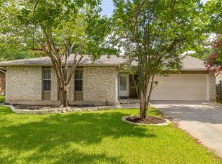 4104 Harcourt Dr, Austin, TX 78727