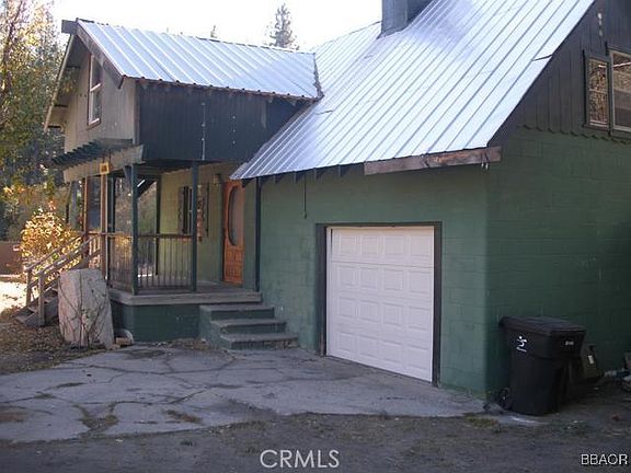 2nd image of 608 Lone Pine Ln