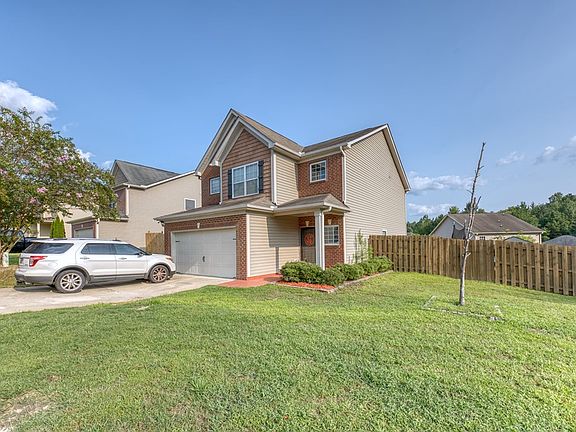 3rd image of 15 Brentview Dr