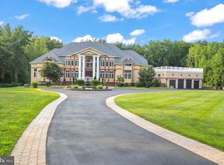 816 Village Rd W, West Windsor, NJ 08550