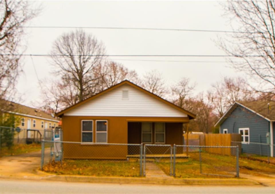 1st image of 1412 S College Ave