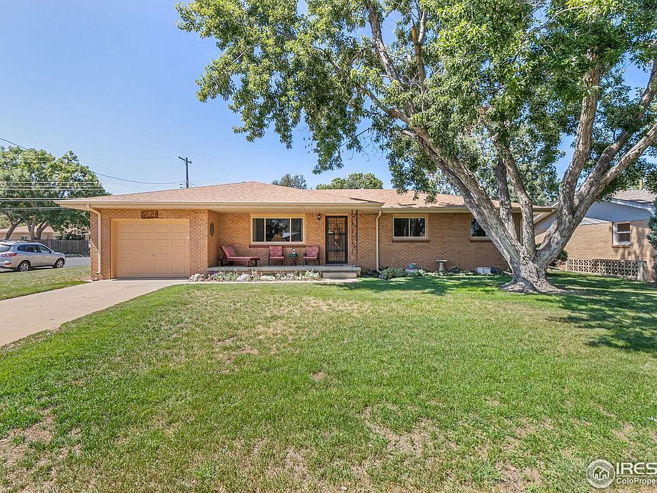 1st image of 627 35th Ave Ct