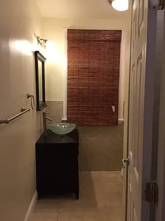 212 Adams St NE — Photo 12