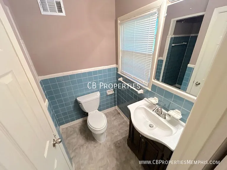 1382 Janis Dr — Photo 7
