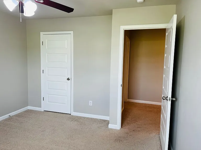 19 White Spruce Way — Photo 33
