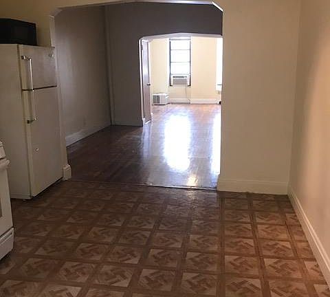 3rd image of 753 9th Ave APT 4B
