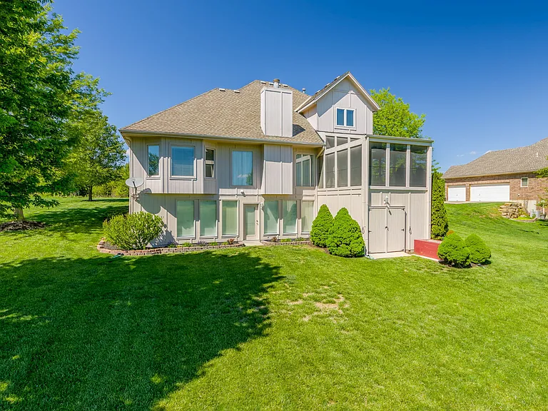 12515 Hollingsworth Rd — Photo 40