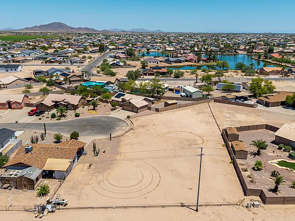 2nd image of 10905 W Malibu Cir