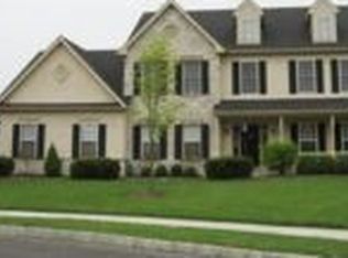 212 Lincoln Cir, Chalfont, PA 18914