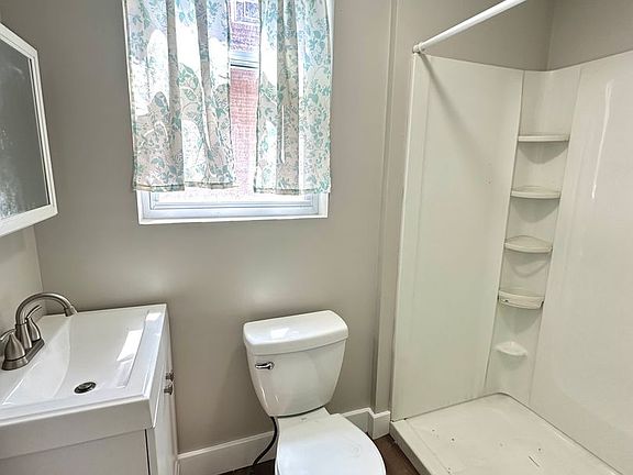 5th image of 2340 Laplace St #1