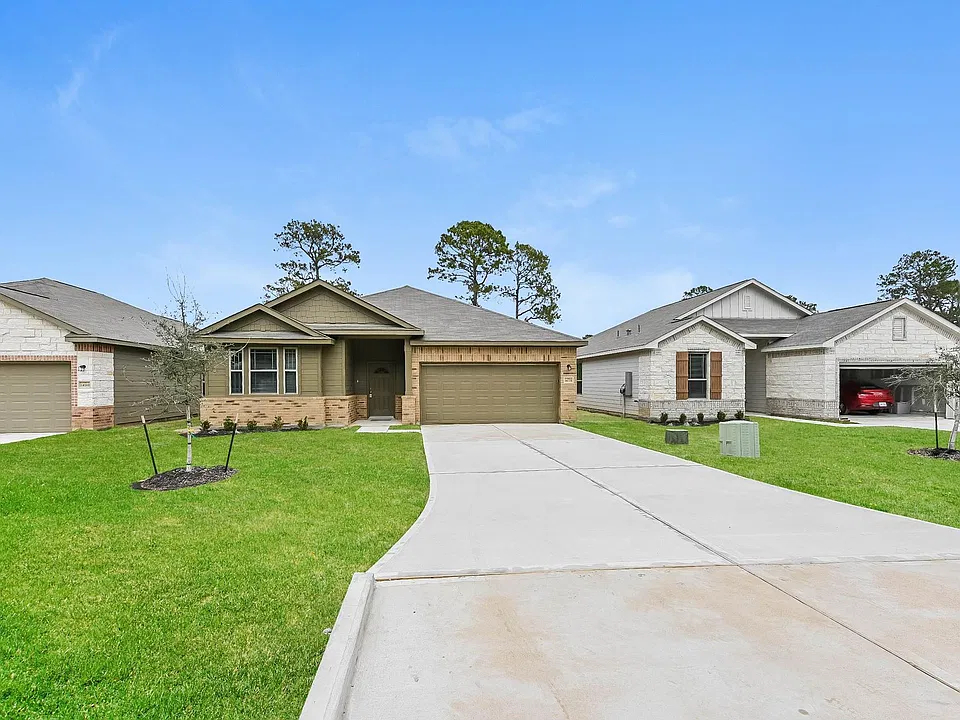 14775 Country Club Dr