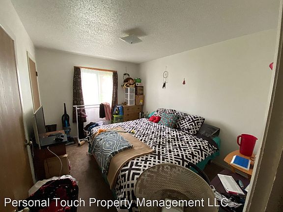 3rd image of 419 4th Ave E #2