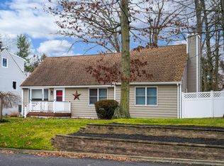 402 N Riverside Dr, Neptune, NJ 07753