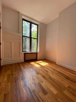 3rd image of 316 W 139th St #3BB