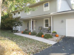 5580 Dillon Hills Dr, Nashport, OH 43830