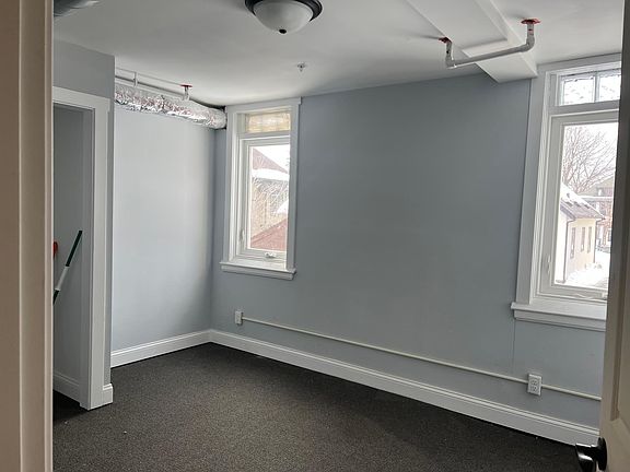 4th image of 1035 14th Ave SE #4