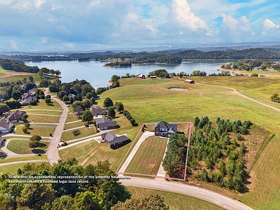 2nd image of 3026 Waters Edge Dr