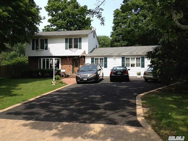 1st image of 9 Kingfisher Dr