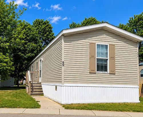 89 E Manor St #89B Photo 1