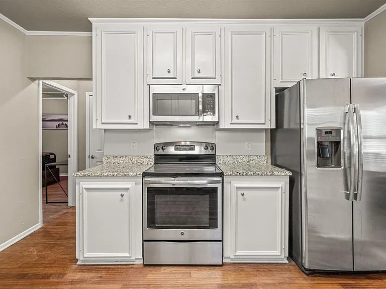 3141 Wabash Ave — Photo 11