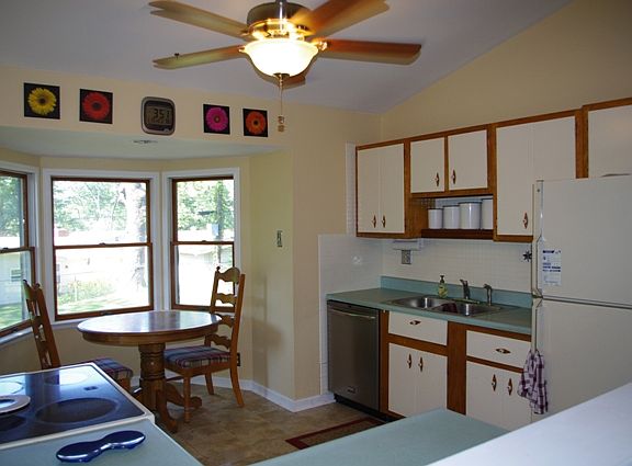 5th image of 1265 Saint Anthony Ln