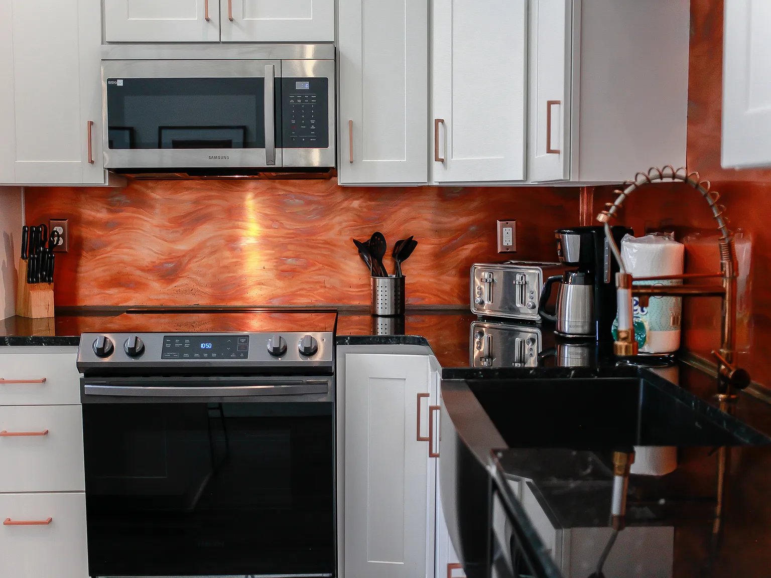 2 bed, 850 sqft, $3,500 — Photo 4