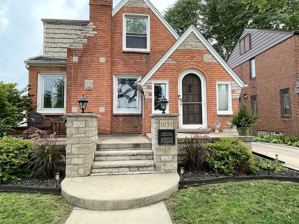 1st image of 1037 Highland Ave