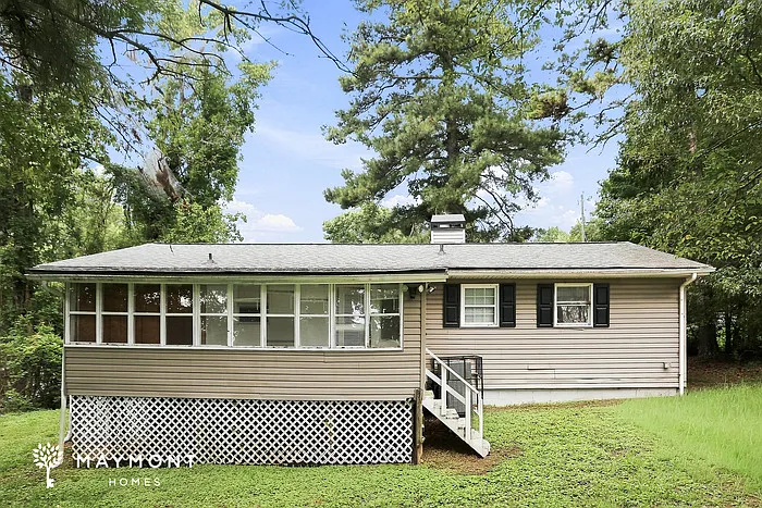 4315 Bonneville Dr — Photo 3