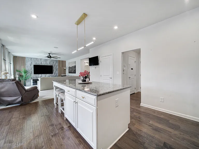 6710 Carradale Way — Photo 15