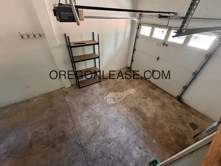 420 Holly Ave — Photo 14
