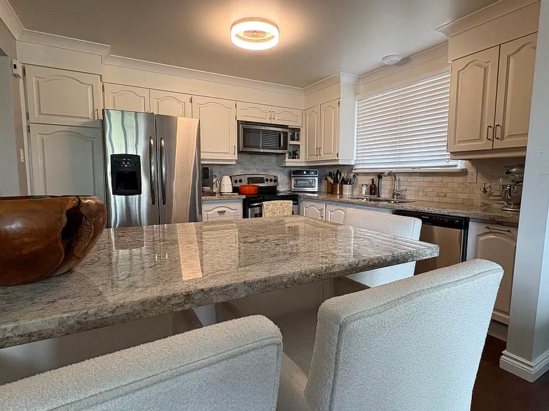 1674 Russell Rd #2 — Photo 10