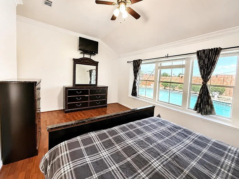 5507 Cranston Ct — Photo 17