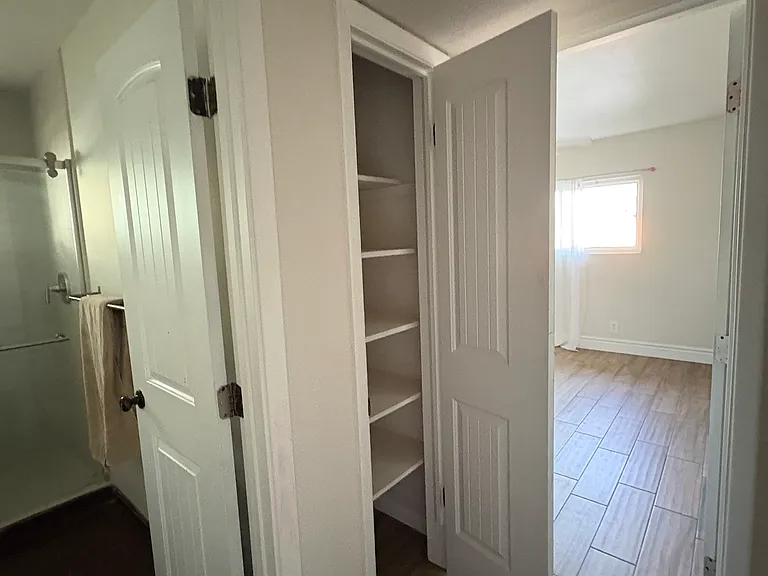406 S Balboa Rd — Photo 29