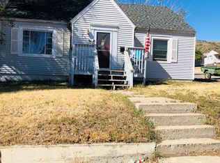 1126 9th St, Rawlins, WY 82301