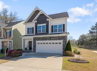 1012 Summer Meadow Dr, Fuquay Varina, NC 27526