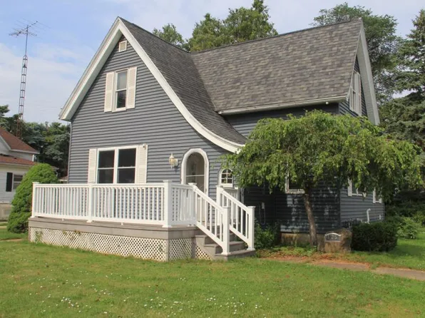 125 North St, Bad Axe, MI 48413