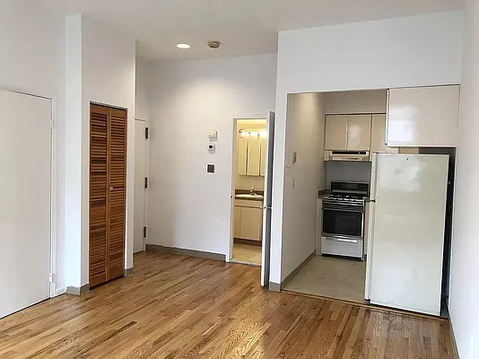 Rented by Avenue Real Estate | media 24