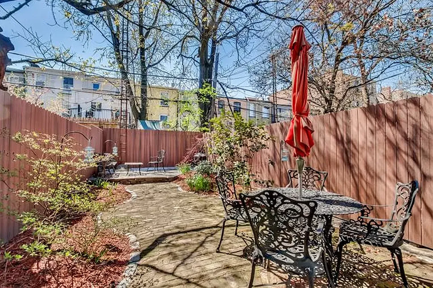 648 Union Street — Photo 4