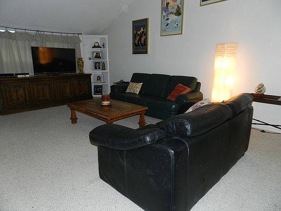 4th image of 7503 Berkman Dr