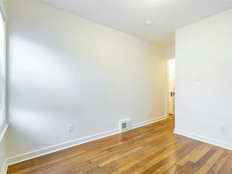 836 E Dayton St #1 — Photo 22