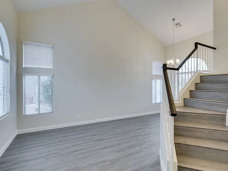 1738 Toltec Cir — Photo 5