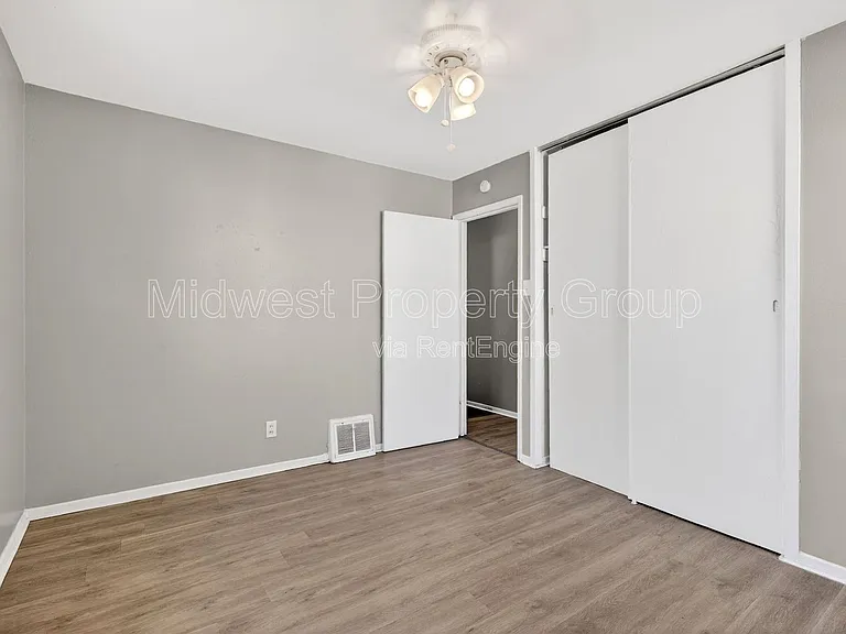 345 Caithness Rd — Photo 14