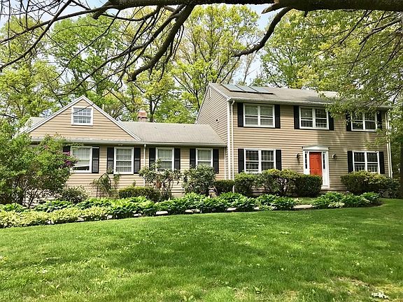 3rd image of 156 Candlewood Dr