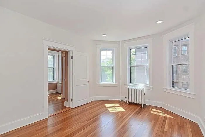 70 Strathmore Rd #9B — Photo 9