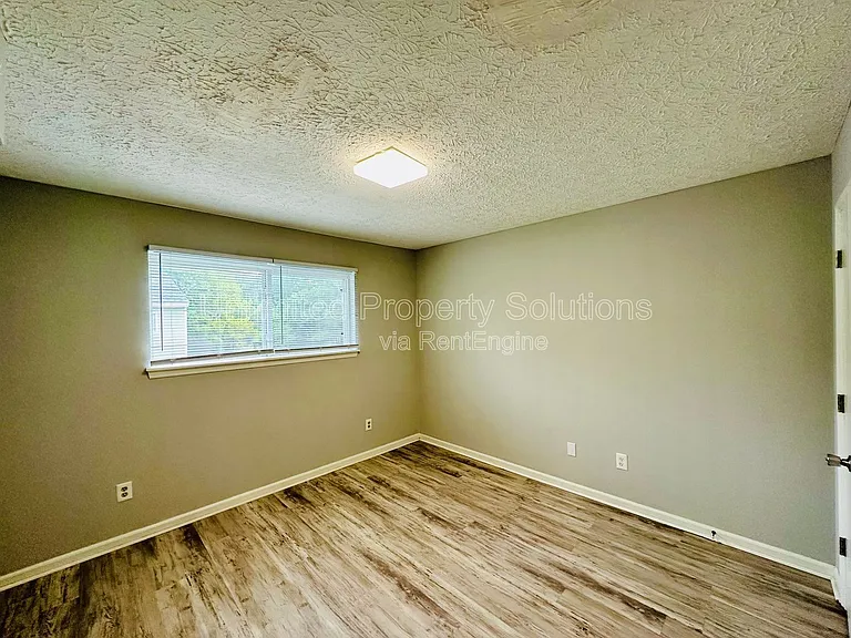 207 Sunn Aire Ct #C — Photo 8
