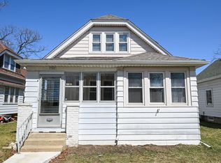 7702 West Lorraine PLACE, Milwaukee, WI 53222