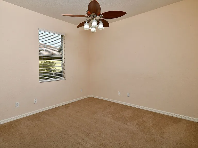 4808 Fairloop Run — Photo 10