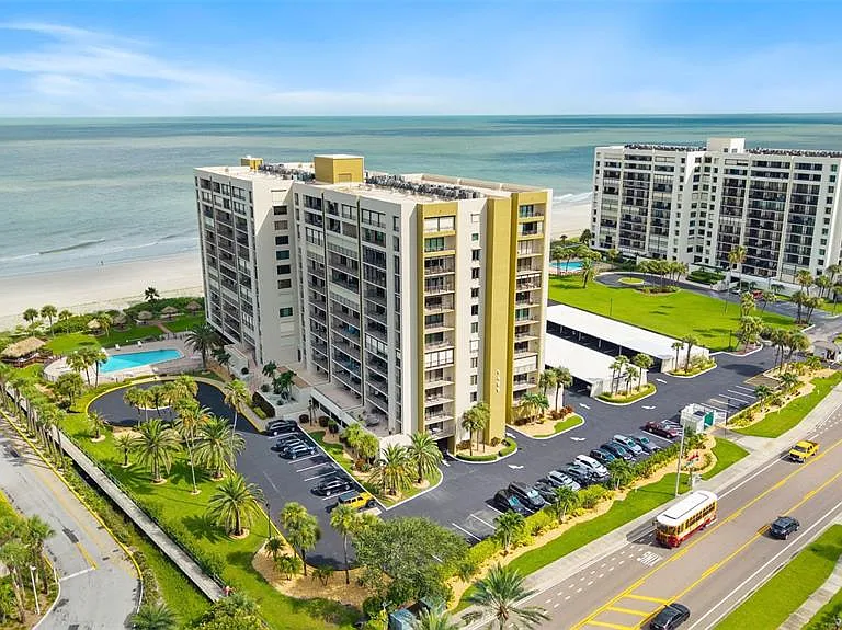 1480 Gulf Blvd #409 — Photo 40
